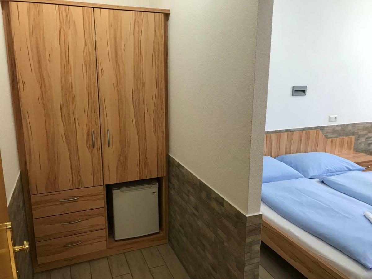 Double Room Shower
