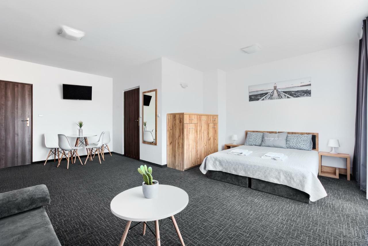 Large Double Room,896249257:JPEG