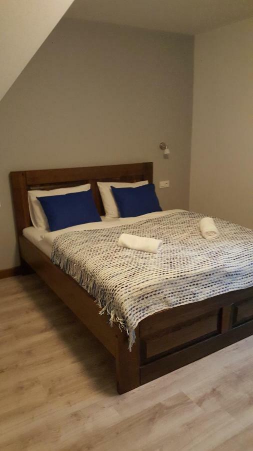 Pokój trzyosobowy z balkonem
