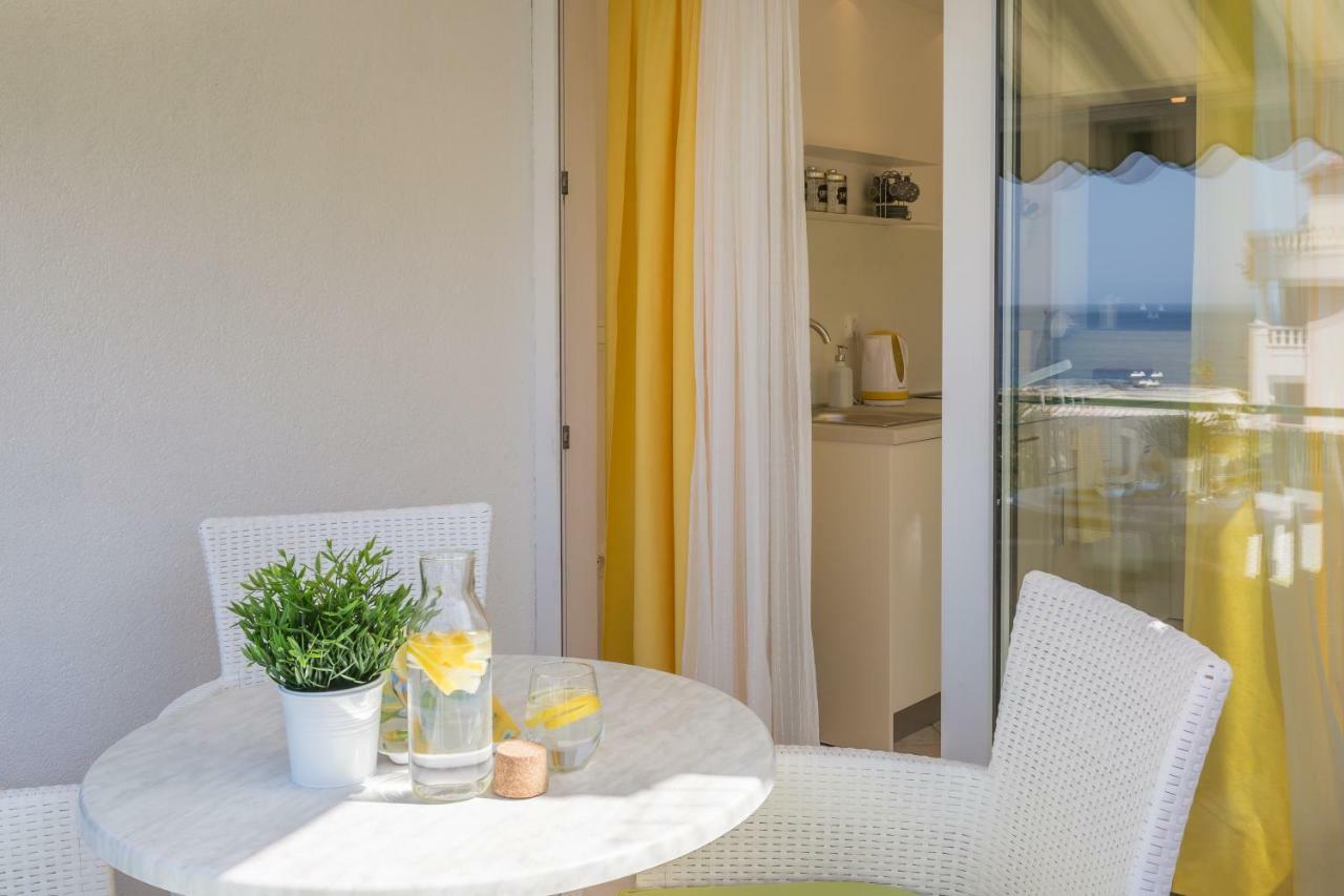 Studio Apartment Sea View