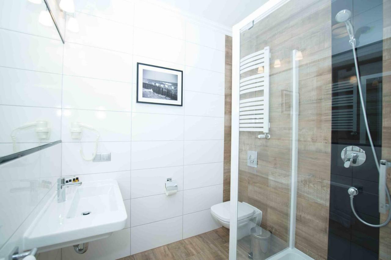 Twin Room with Private Bathroom,906865564:JPEG