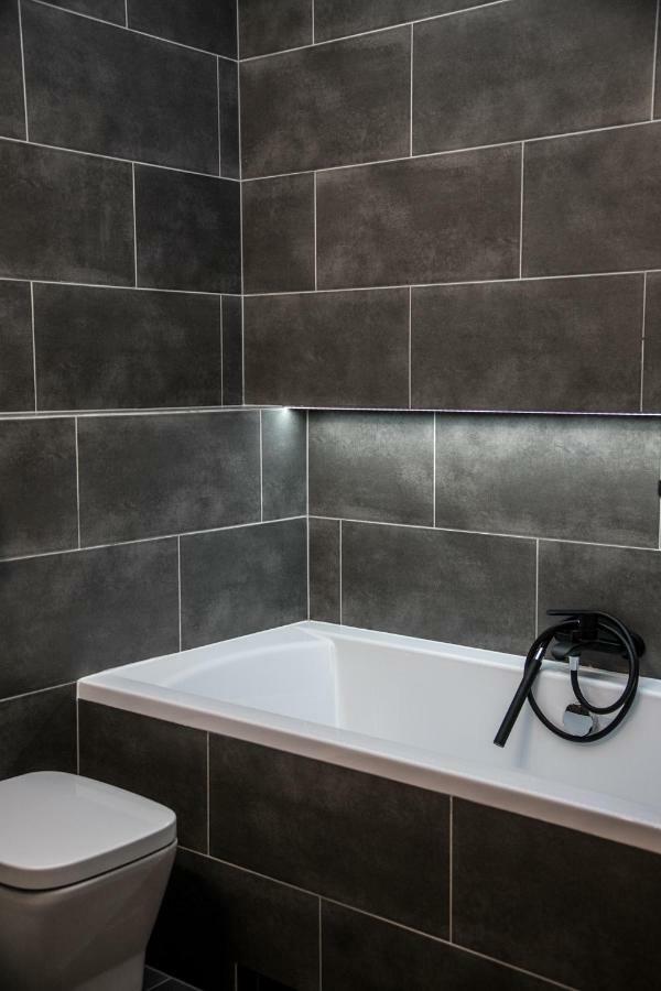 Apartment,894585406:JPEG