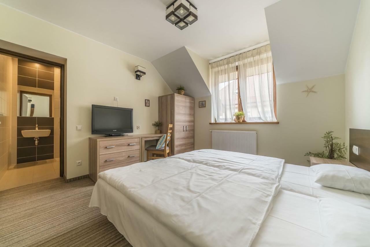 Double Room,903944143:JPEG