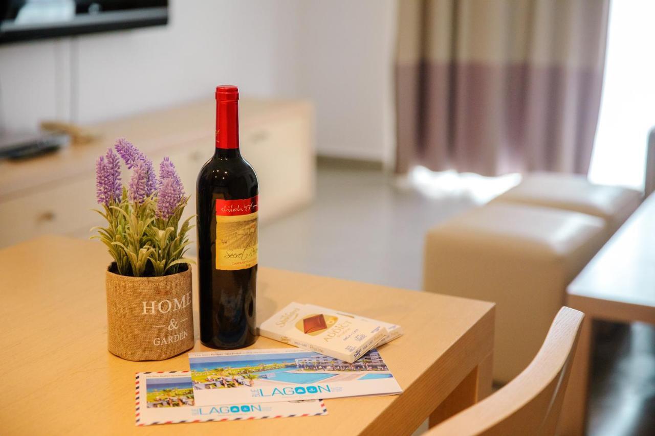 Superior Suite with Inland View,919053340:JPEG