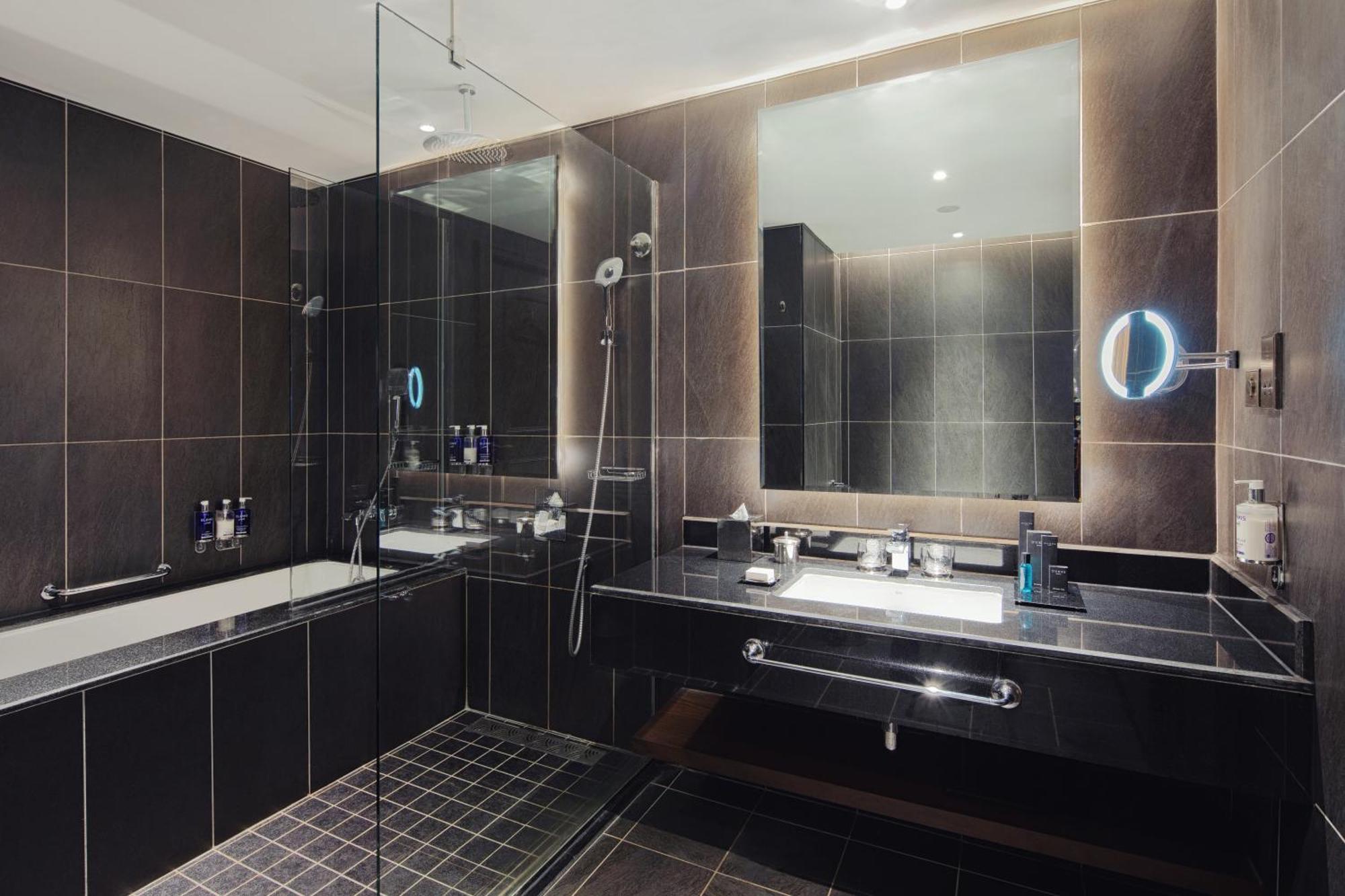 Deluxe Suite Executive Lounge Access Private Beach Infinity Pool Lazy River & Kids Club Access