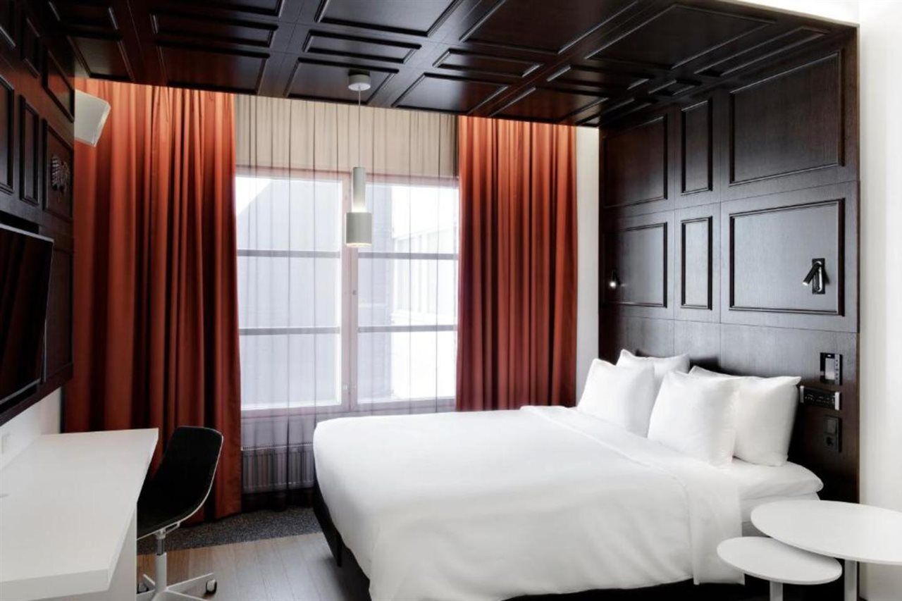 Room Executive lounge access