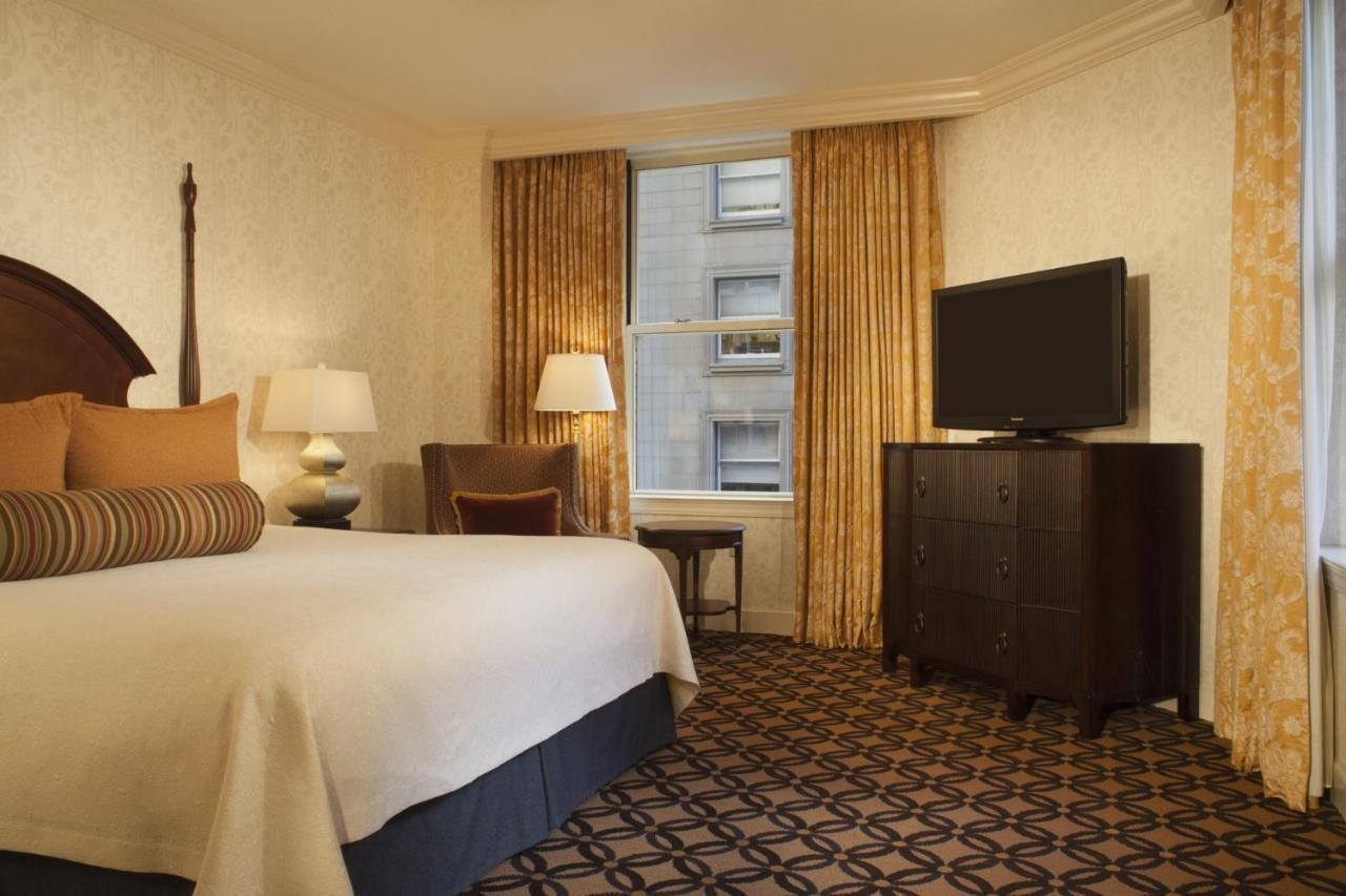 Apartament typu California Suite z łóżkiem typu king-size
