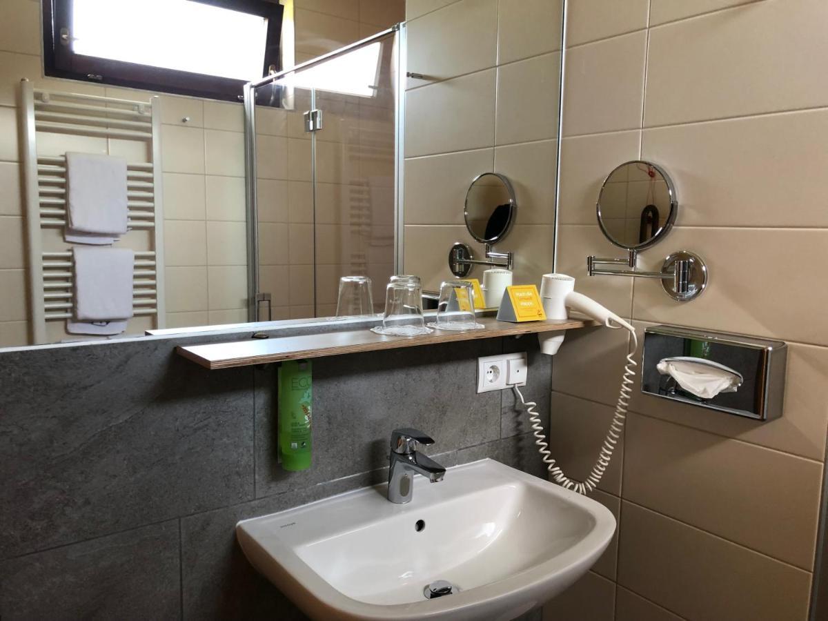 Apartment (2 Adults),966778744:JPEG