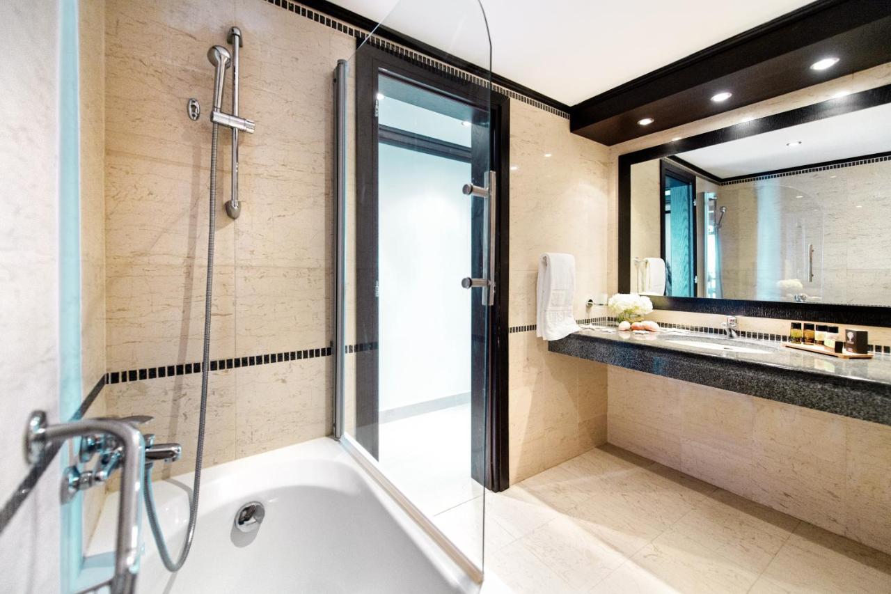 Single Room with Land View
