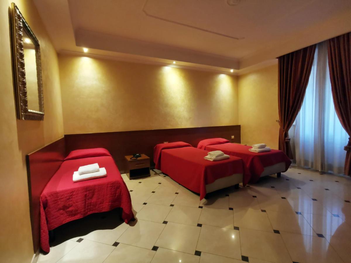 Triple Room,969289852:JPEG