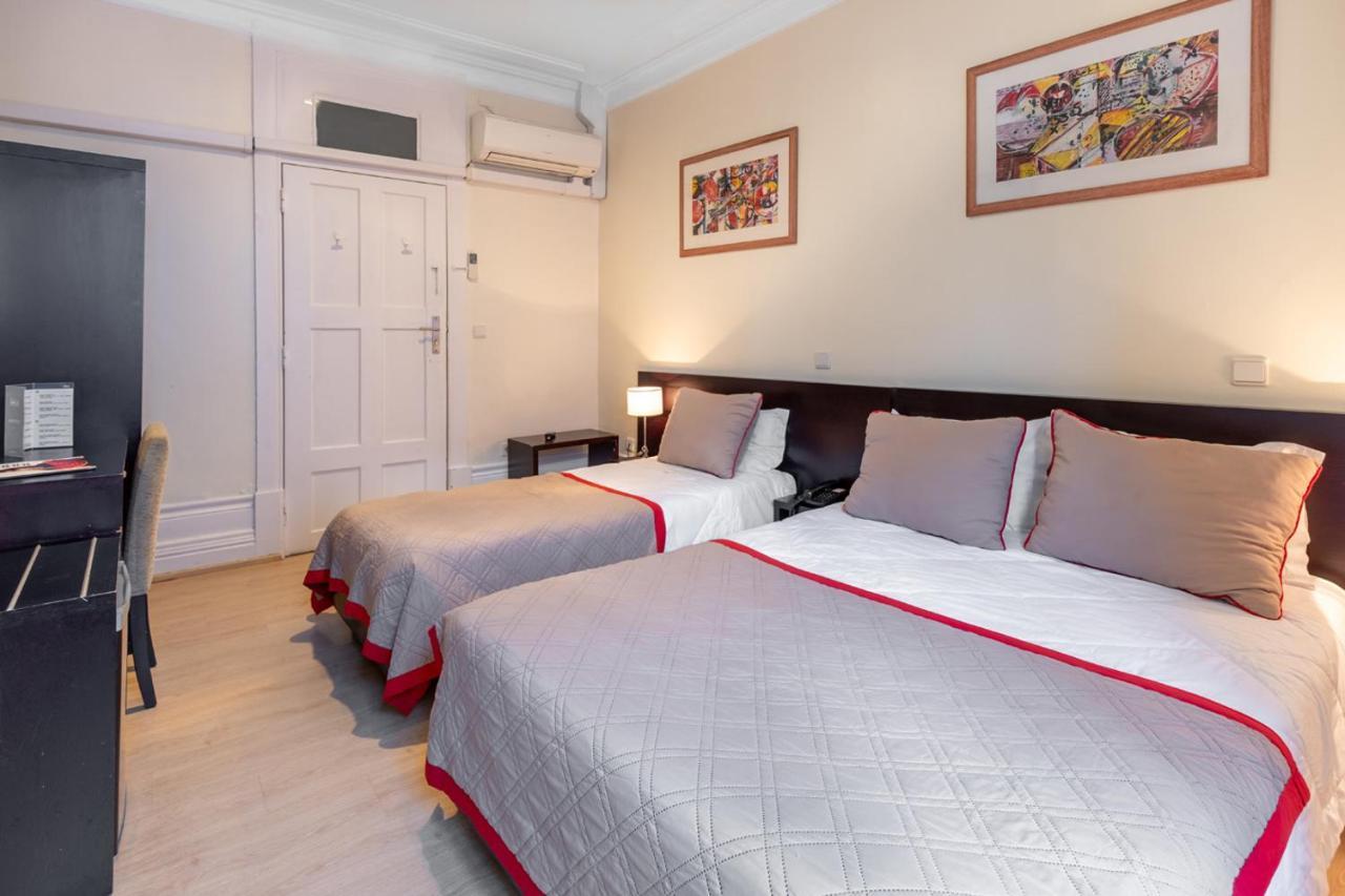 Double Room with Extra Bed,970956301:JPEG