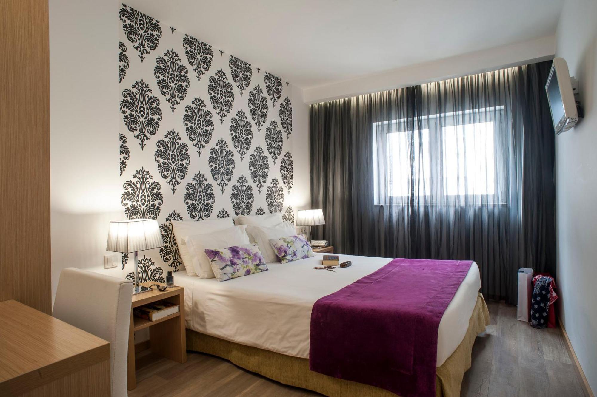 Double or Twin Room Extra Bed