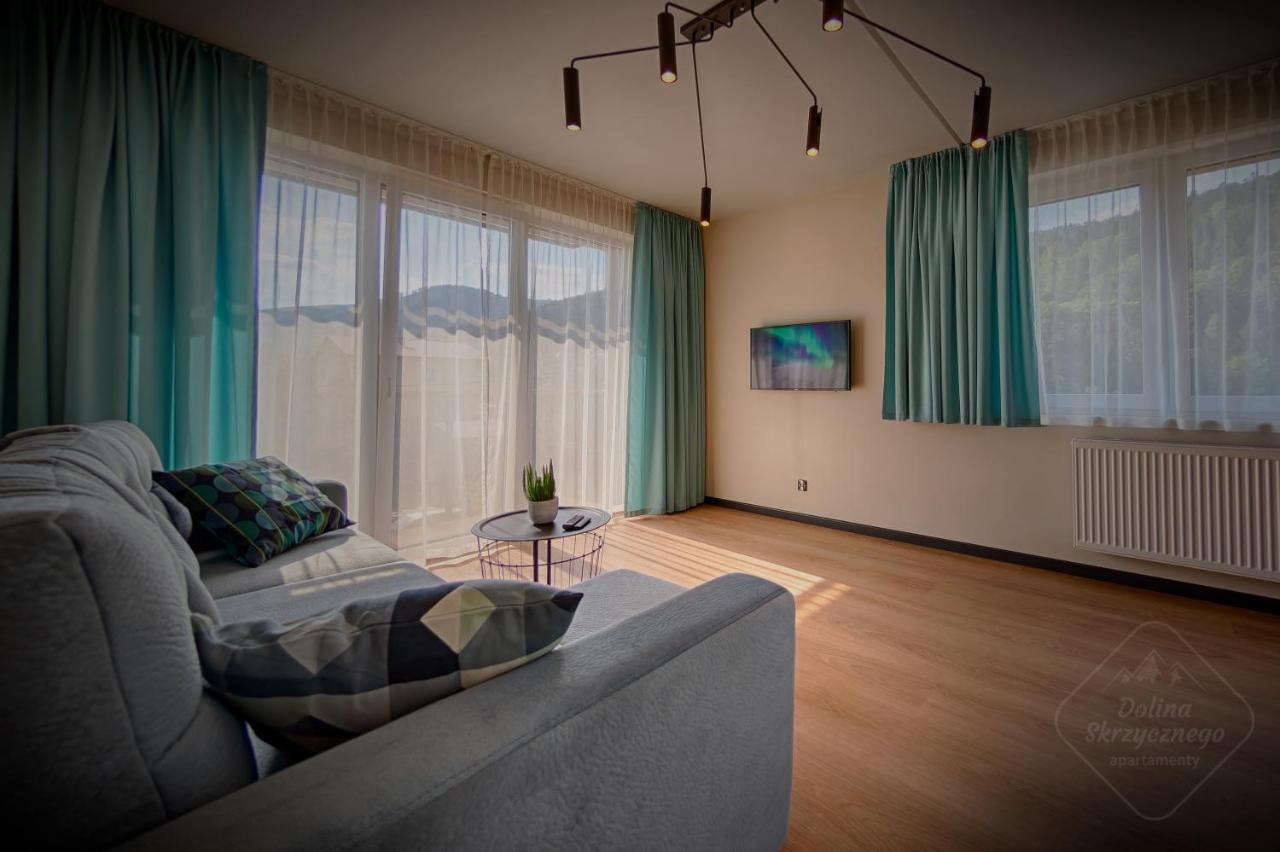One-Bedroom Apartment,977907496:JPEG