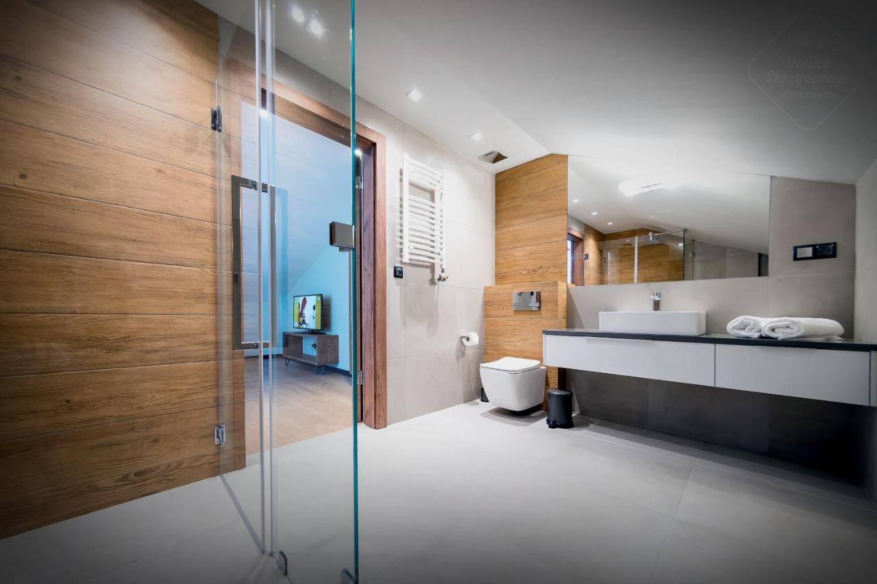 Deluxe Duplex Apartment,977907526:JPEG