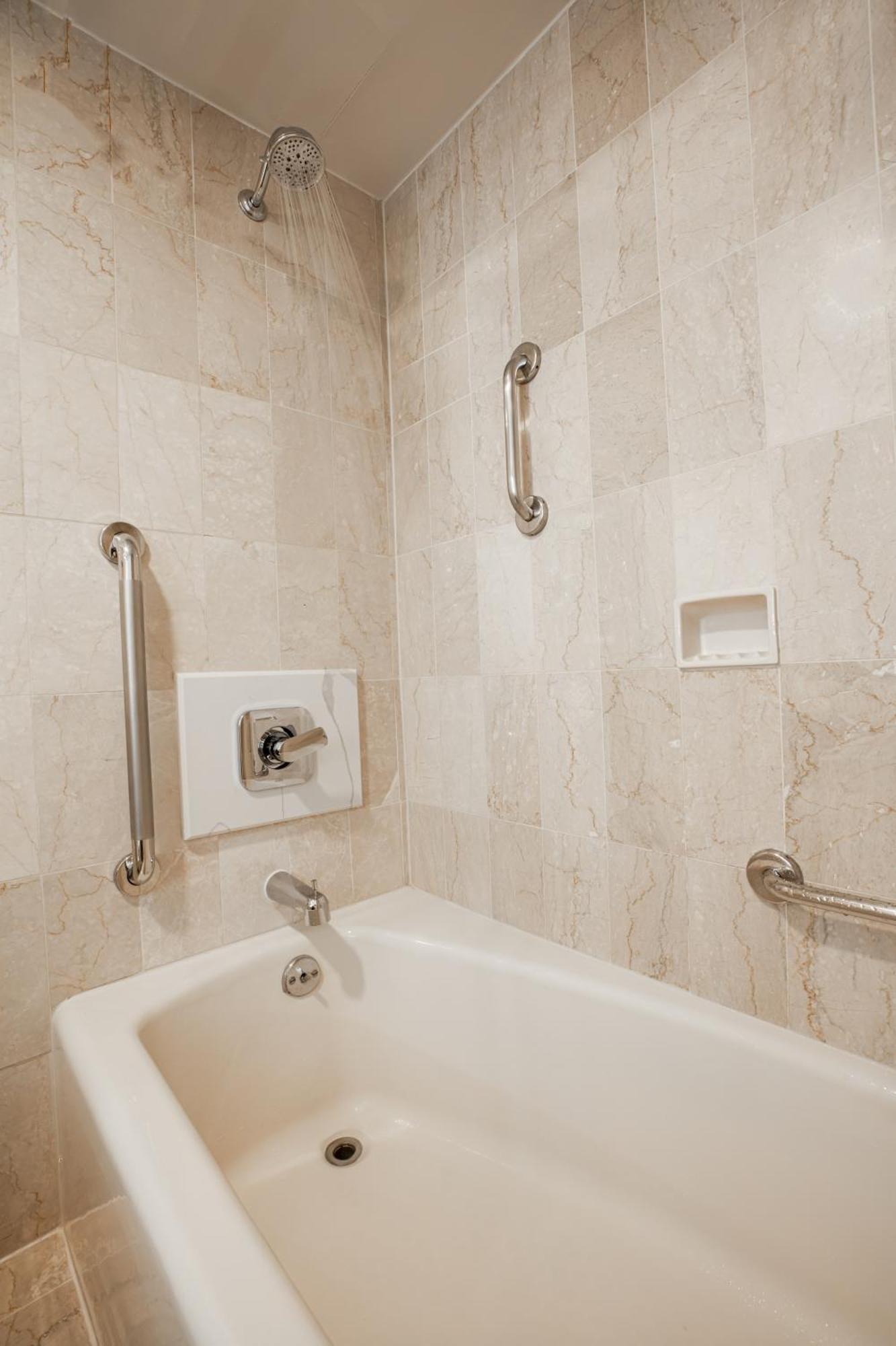 Apartament typu Suite Luxe z 1 sypialnią z łóżkiem typu king-size i balkonem