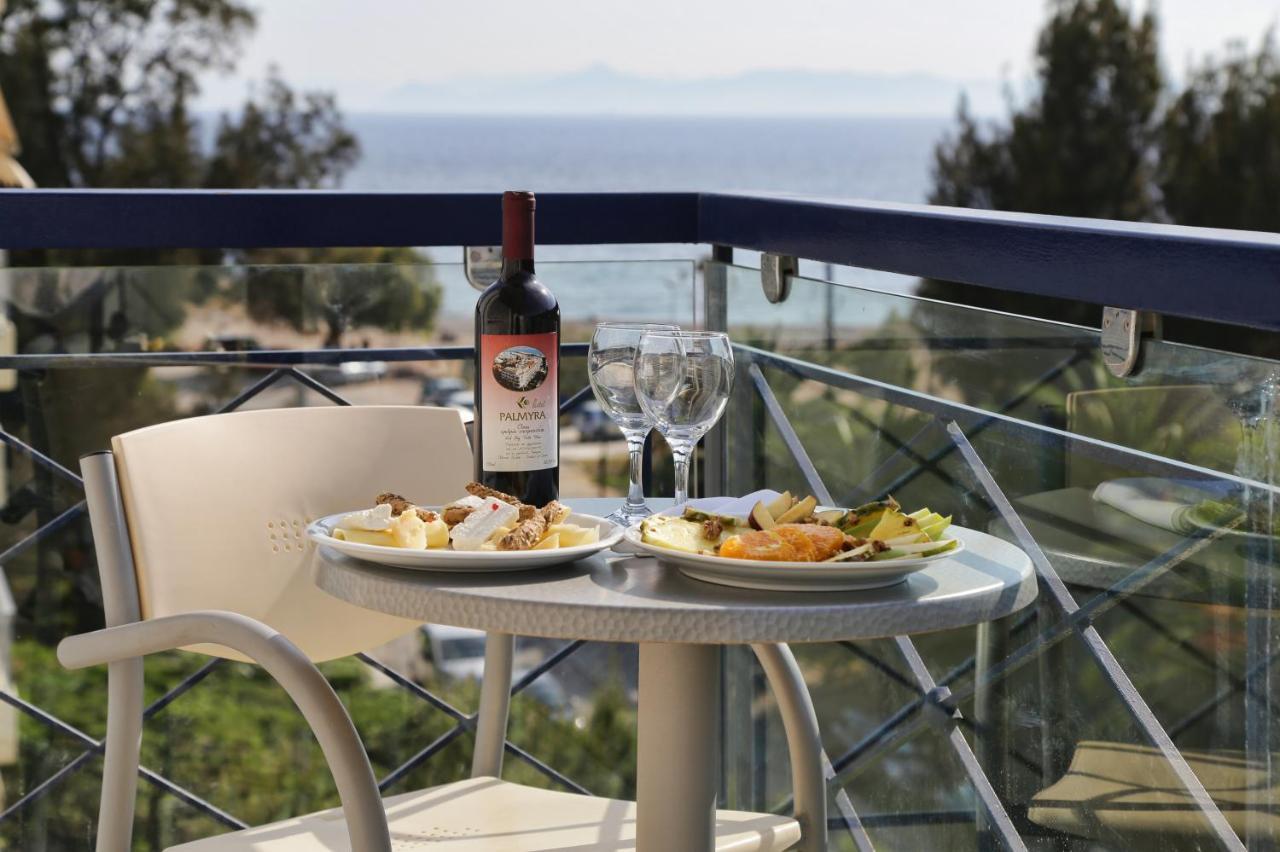 Superior Double or Twin Room Side Sea View