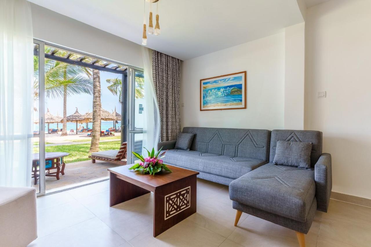 Ocean Front Deluxe