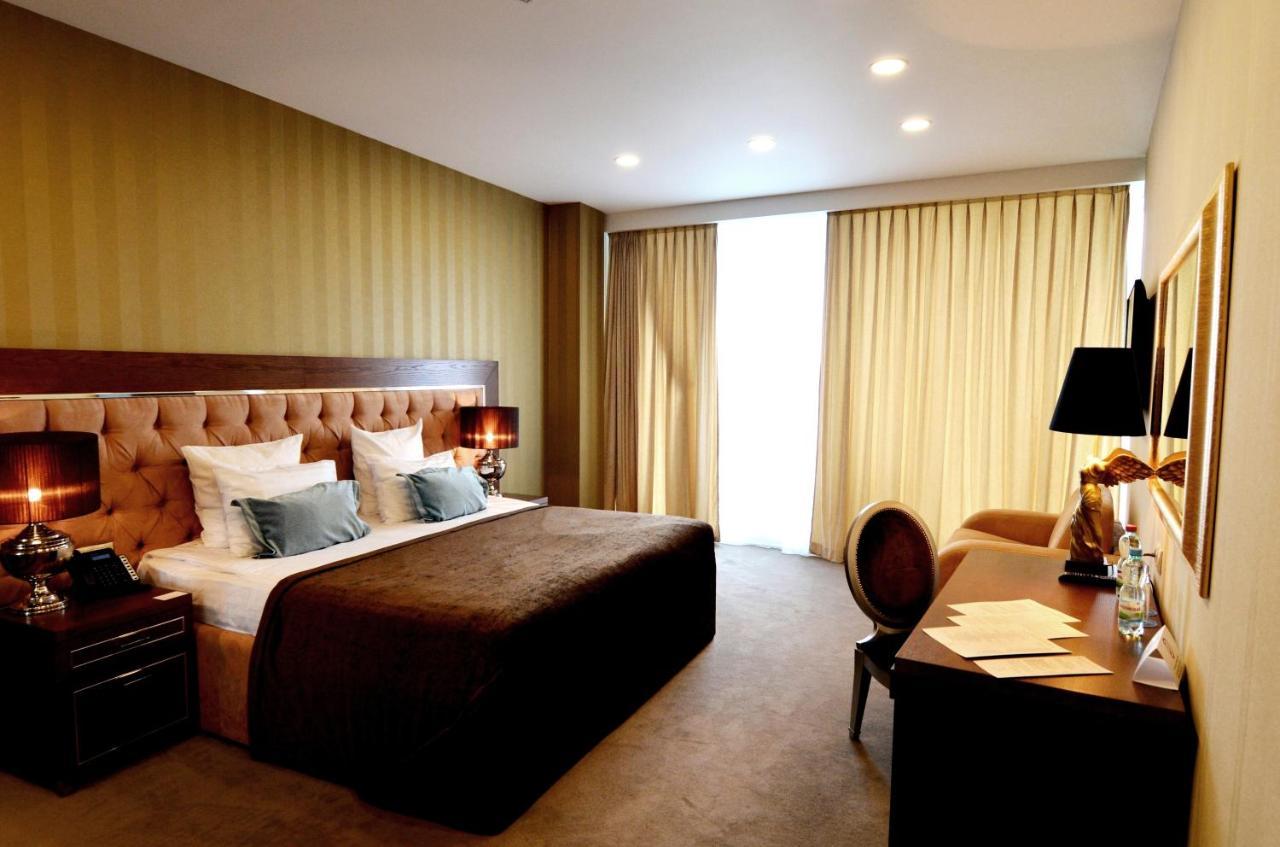 Deluxe Double or Twin Room Balcony Sea View