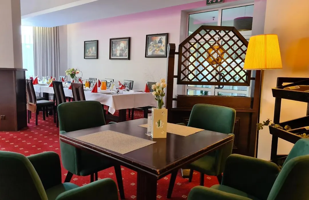 Hotel Mikulski-1