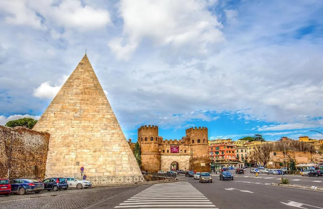 Sweet Home Piramide Rooms-1