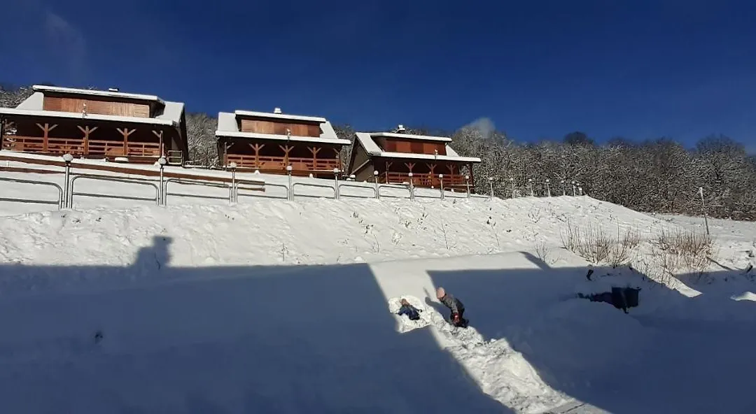 Osada Bóbrka nad Soliną-1