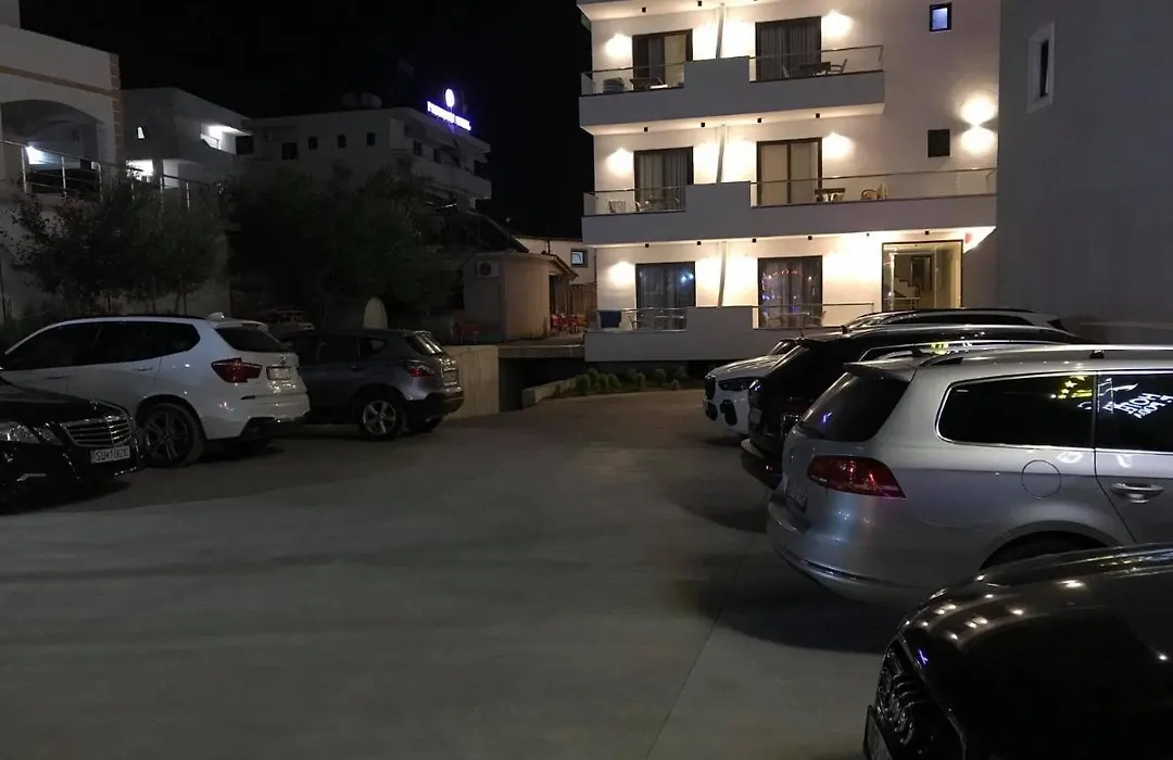 Hotel Adriatik Ksamil-1