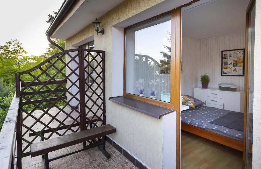 Gniazdo. Apartamenty, pokoje-1