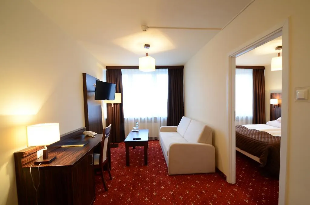 Hotel Pzmot-1
