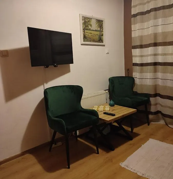 Pokoje Dębowa-1