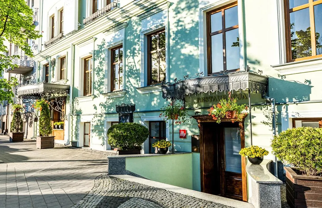 Hotel Pod Złotą Różą-1