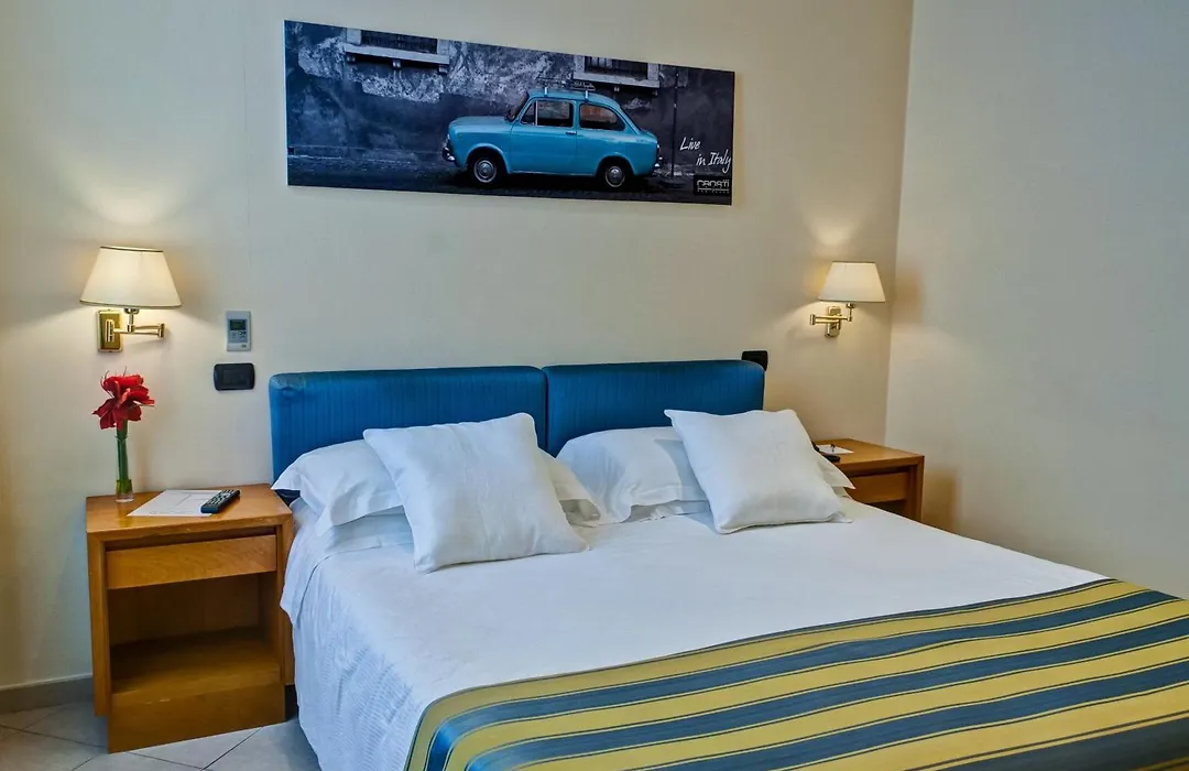 Crosti Hotel-1