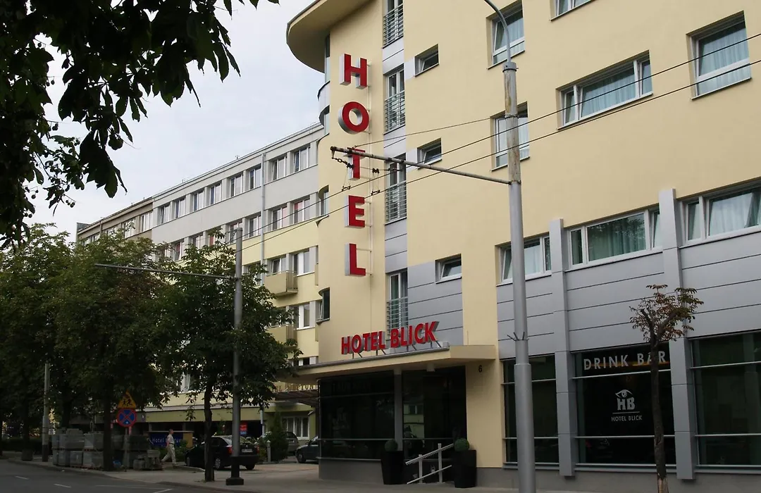 Hotel Blick-1