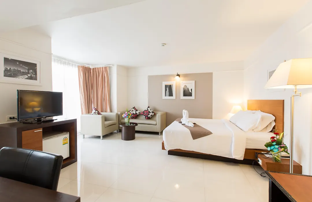 Flipper House Hotel - Sha Extra Plus-1