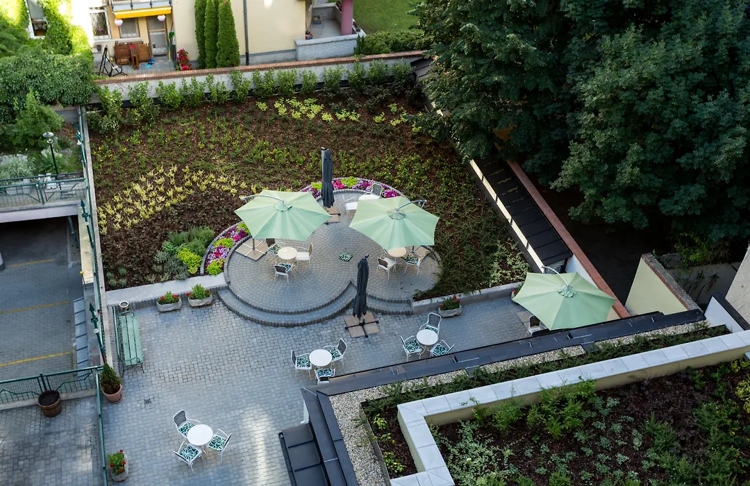 Corvin Hotel Budapest Sissi Wing-1