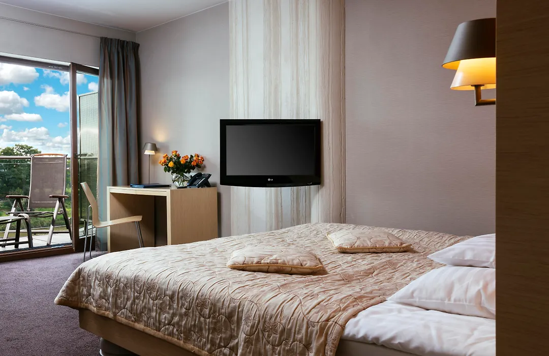 Niebieski Art Hotel&Spa-1