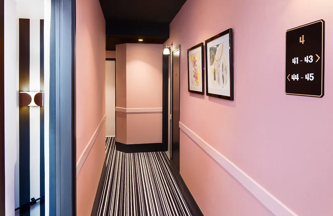 Hotel Pastel Paris-1