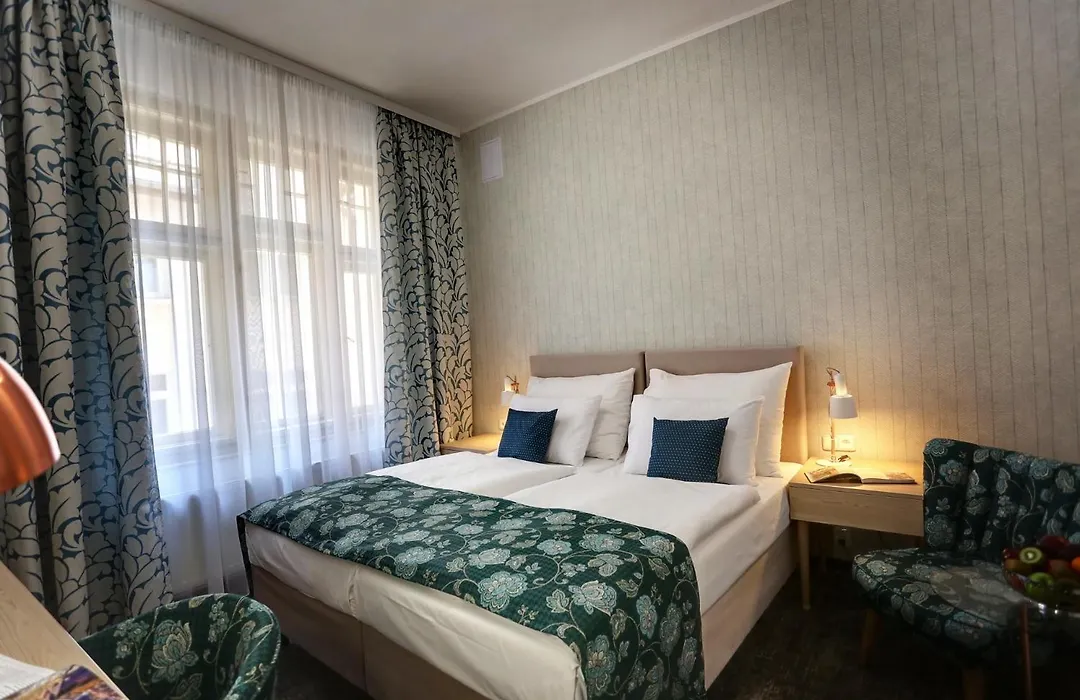 Astoria Hotel & Medical Spa-1