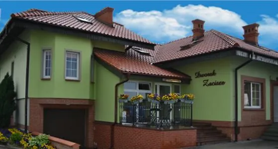 Dworek Zacisze-1