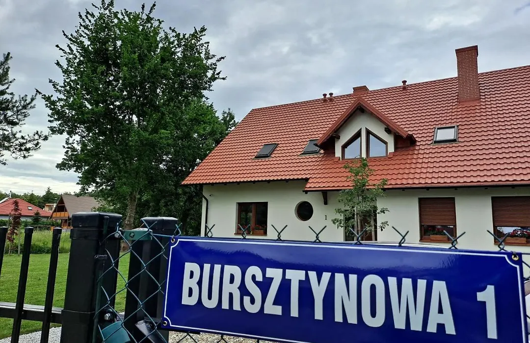 Bursztynowa 1-1