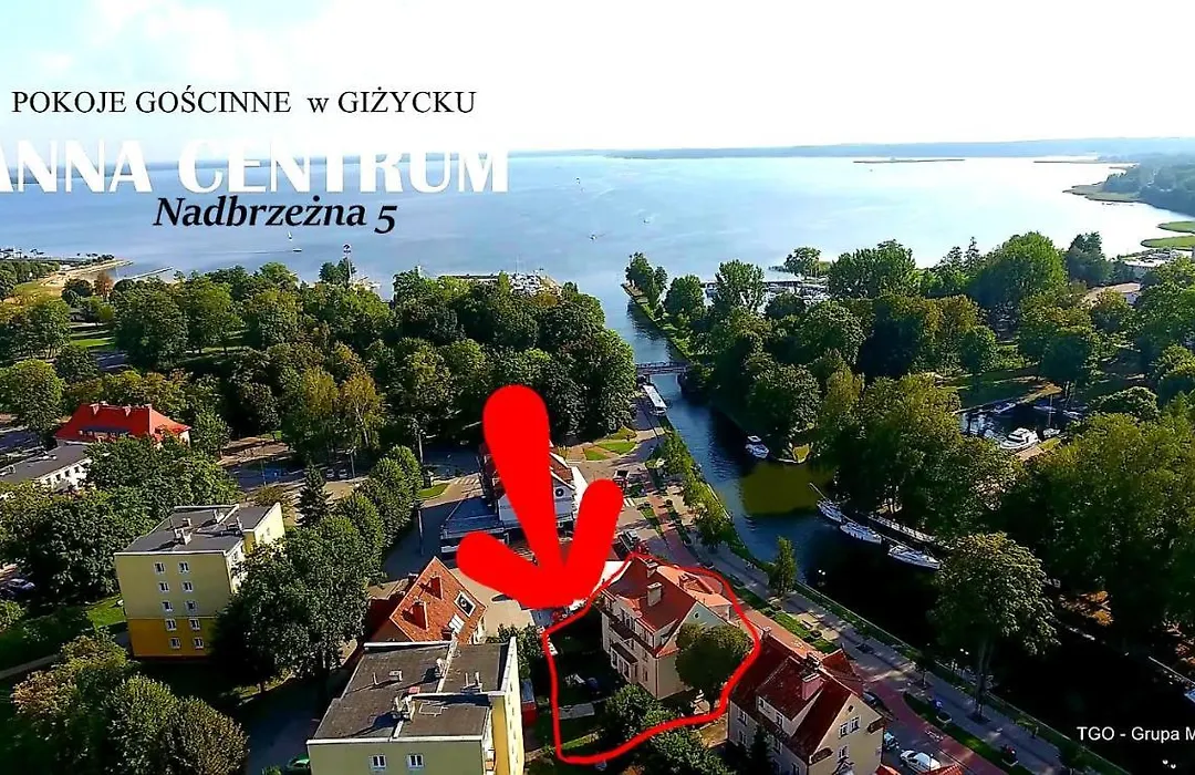 ANNA CENTRUM-Pokoje przy plaży (ul.Nadbrzeżna 5)-1