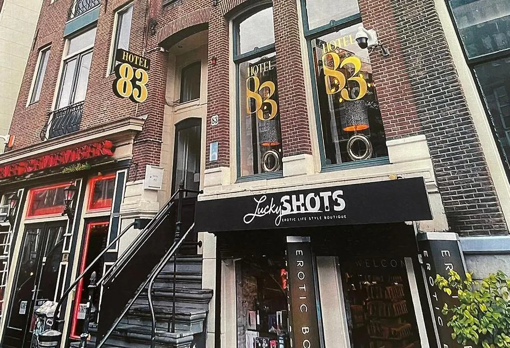 Hotel 83-1