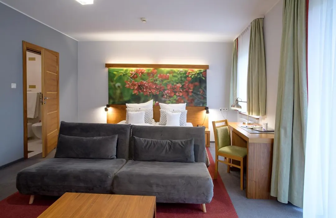 Hotel Szarlota - Kompleksowo na Kaszubach-1