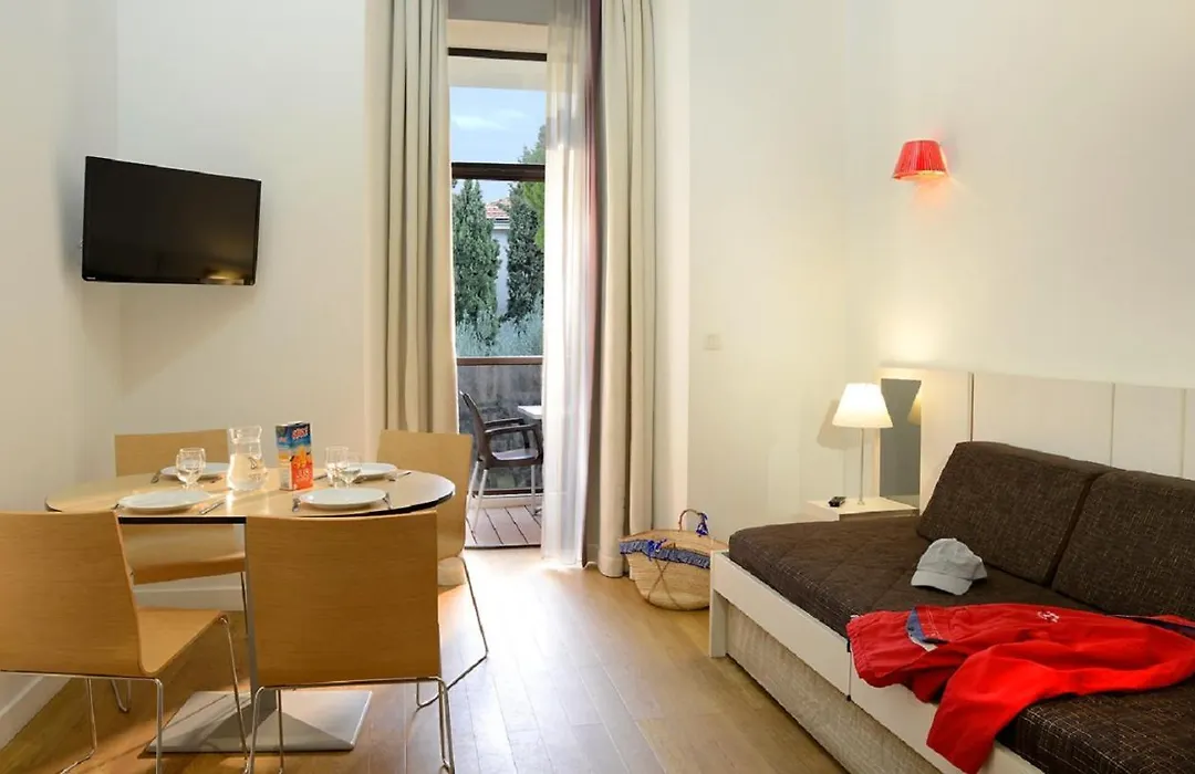 Residence Resideal Premium Cannes-1