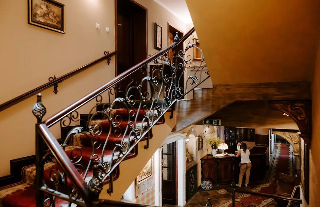 Hotel Senator-1