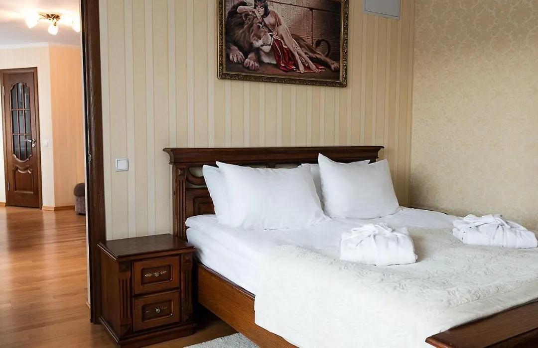 Hotel Lviv-1
