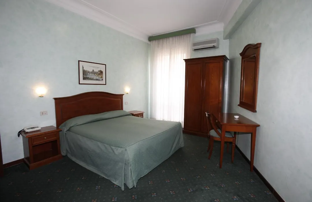 Hotel Adriatic-1