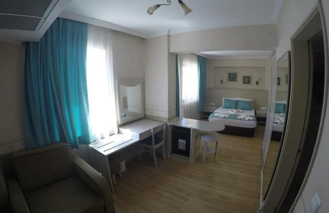 Almena Hotel-1