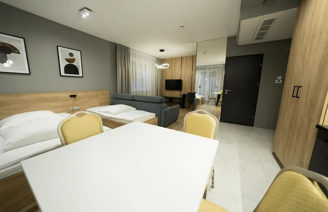 Hotel Ambrozja-1