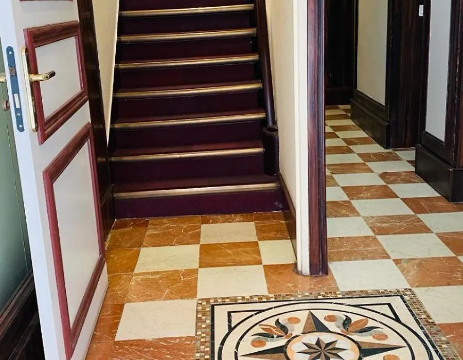 Hotel Paris Gambetta-1
