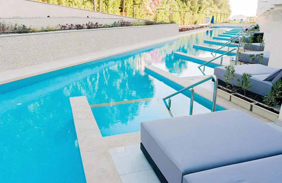 The V Luxury Resort Sahl Hasheesh-1
